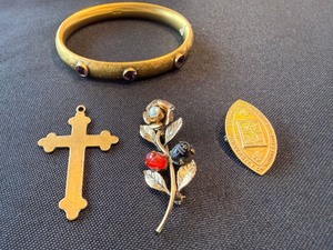 Vintage Jewelry Lot 12K Nursing Pin Bangle Brooch Cross Pendant