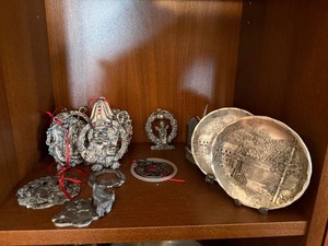 Wendell August Pewter Plates & Mixed Holiday Ornament Decor Lot
