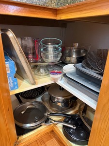 Mixed Kitchen Cookware Bakeware Lot Calphalon Wilton Glass Metal