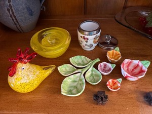 Mixed Decor Lot Kosta Boda Bowl Floral Measuring Cups Glass Hen