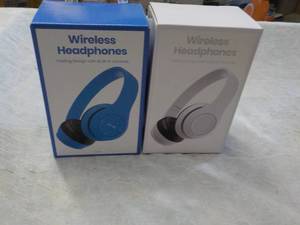 lot 1 image: Set of 2 Wireless Headphones...