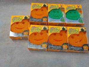 lot 9 image: 7 Scrub Mommy and Daddy Scrubbers...