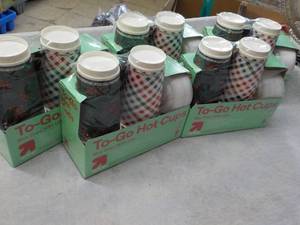 lot 35 image: Set of 5 To-Go Hot Cups - 8 Cups an...