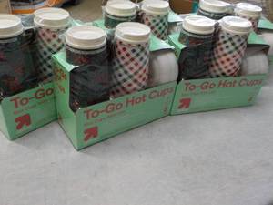 lot 36 image: Set of 5 To-Go Hot Cups - 8 Cups an...