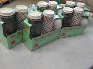 lot 37 image: Set of 5 To-Go Hot Cups - 8 Cups an...