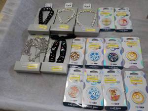 lot 50 image: New Jewelry and Popsockets...