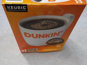 lot 104 image: Box of 22 Dunkin Medium Roast Keuri...