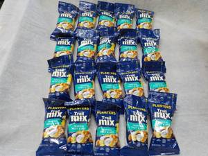 lot 137 image: 20 Planters 2 oz Bags Trail Mix be...