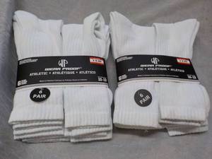 lot 227 image: 12 Pair White Wear Proof Athletic S...