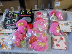 lot 255 image: toys...