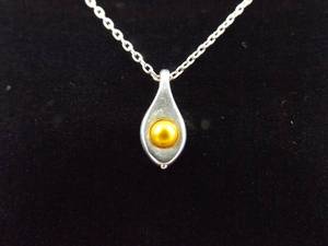 .925 Sterling Silver Golden Pearl Pendant Necklace