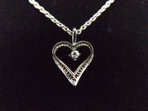 .925 Sterling Silver Diamond Accented Heart Pendant Necklace