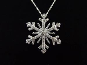 .925 Sterling Silver Diamond Accented Snowflake Pendant Necklace