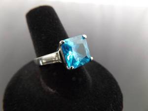 .925 Sterling Silver Topaz Ring Size 8