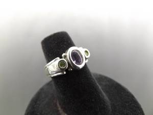 .925 Sterling Silver Amethyst and Peridot Ring Size 5