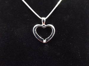 .925 Sterling Silver Diamond Accented Heart Pendant Necklace