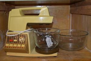 Oster Kitchen center mixer, large b...