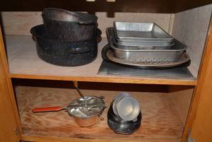 Roaster and baking items...