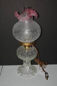 Table top electric lamp with ruffle...