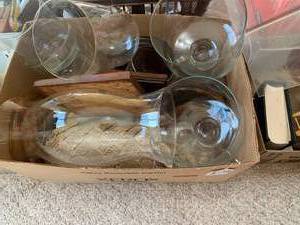 2 boxes of plastic display stands, ...