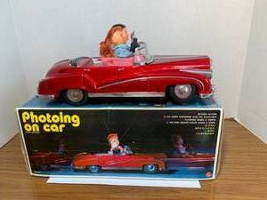 Battery-operated Photoing on Car...