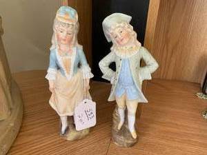 2 pcs - Bisque porcelain young adul...