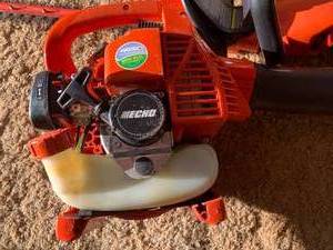 Black and Decker hedge trimmer, Ech...