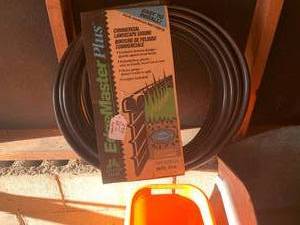 All in corner - edging, metal conta...