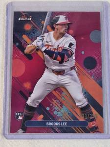 Brooks Lee Rookie 2025 Topps Finest Pink Refractor #31 and Numbered 231350 - Minnesota Twins Baseball Card
