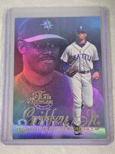 Ken Griffey Jr. 1997 Flair Showcase Row 2 - Seattle Mariners Baseball Card