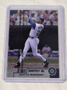 Ken Griffey Jr. 1999 Topps Finest #200 - Seattle Mariners Baseball Card
