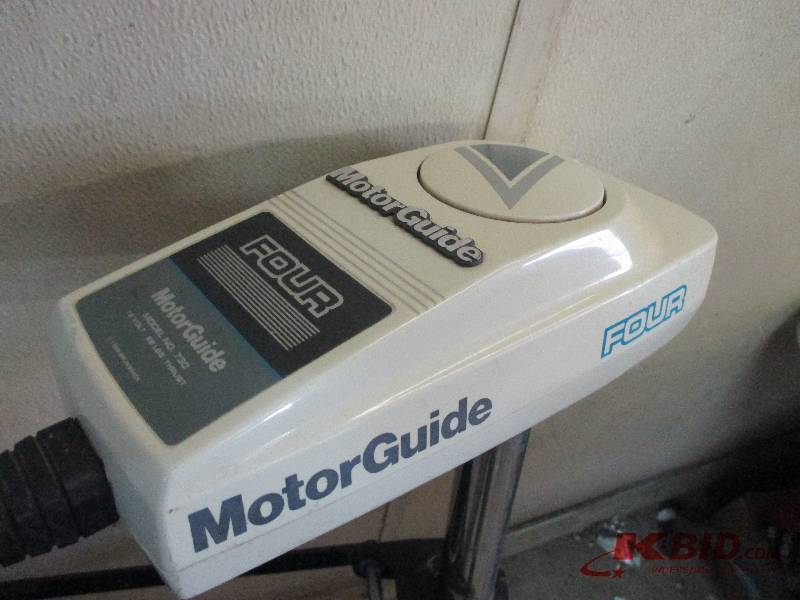 Motor guide trolling motor