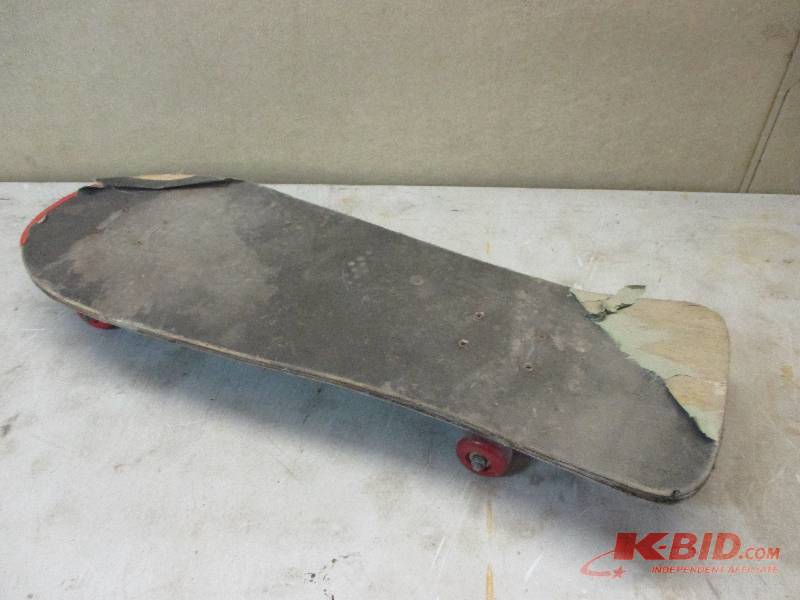 Skateboard