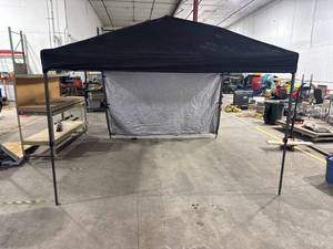 Pop-Up Canopy Tent