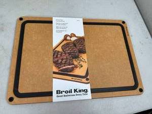 New Broil King Wood Fiber Cutting Board