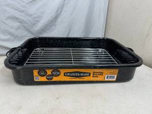 New Granite Ware Roasting Pan with Rack