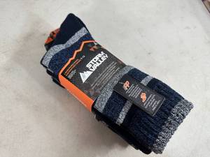 4 New Pairs of Performance Boot Socks