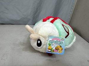 New Squishable Snugglemi Snackers Luna Moth