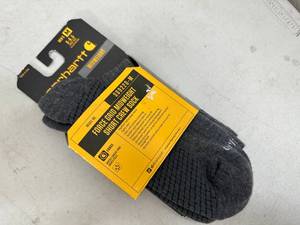 New Pair of Carhartt Midweight Short Crew Socks - Medium