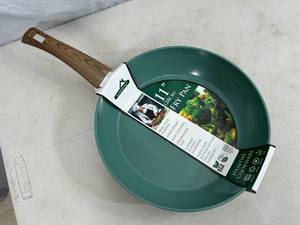 New 11 inch Ceramic Coated Aluminum Induction Safe Frying Pan