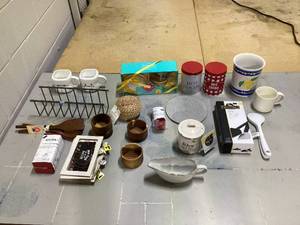 LOT OF Kitchen Merchandise