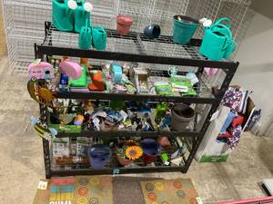 LOT OF OutdoorGardening Merchandise