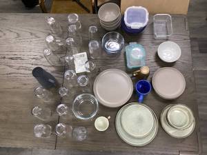 LOT OF KitchenwareDishes, Clear Glassware, Food Storage Containers (Used)