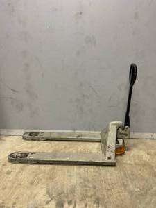 Pallet Jack (Used)