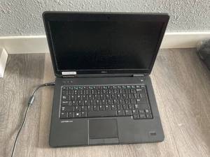 Latitude E5440 14-Inch LED Notebook, 1.90 GHz Intel Core i5-4300U processor, 4GB Memory 500GB Hard Drive (Hard Drive Issues)