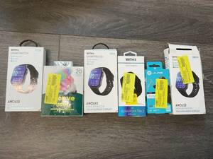 LOT OF 6 Unchecked Electronics (Headphones & Smart Watches)