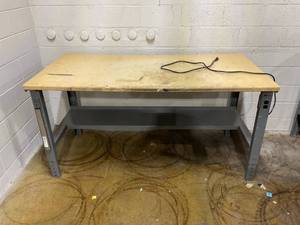 Uline Industrial Workbench,  6ftx3ft With Electrical Knockouts (Used)