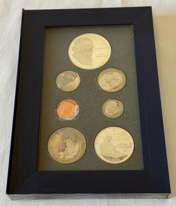 1993 Prestige Bill of RightsJames Madison Silver Proof Set 7 coins - no COA or other packaging, case is worn with minor fire damage to coins except silver dollar and silver half dollar