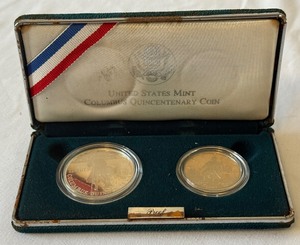 1992 Columbus Quincentenary 2 coin Proof set (Silver DollarHalf Dollar) - case is fire damaged, no COA but coins appear to be in good shape