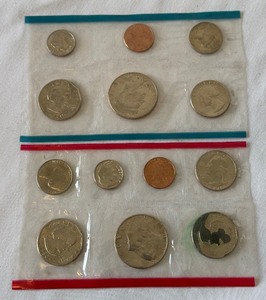 1980 PD Uncirculated US Mint set OGP (13 coins) - cello wrap only